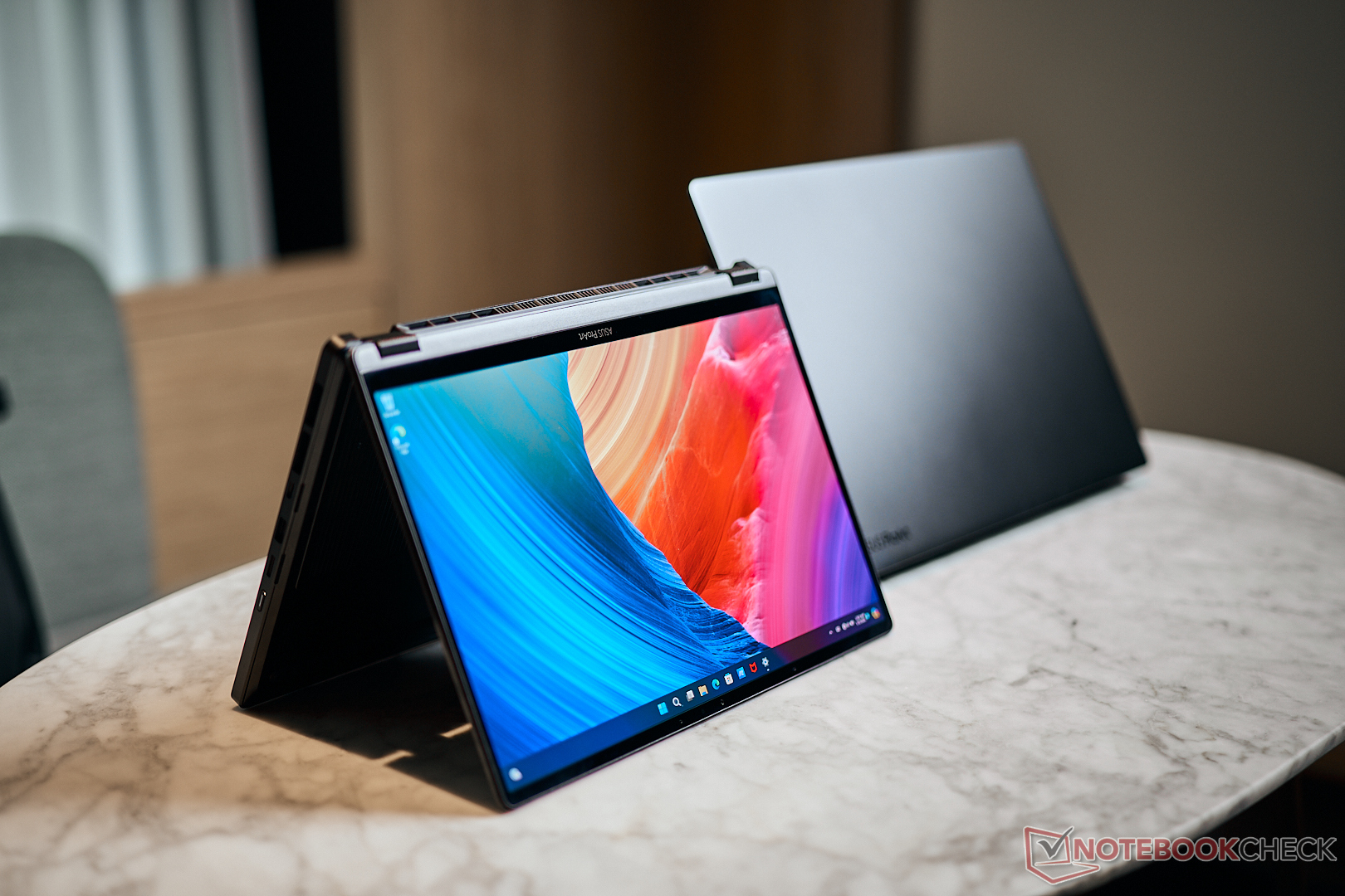 Asus ProArt StudioBook PX13 2-in-1