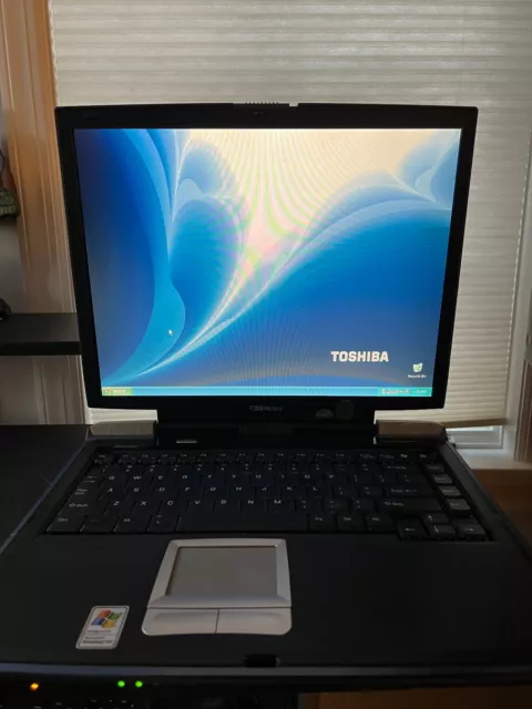Toshiba Laptop A15-S157