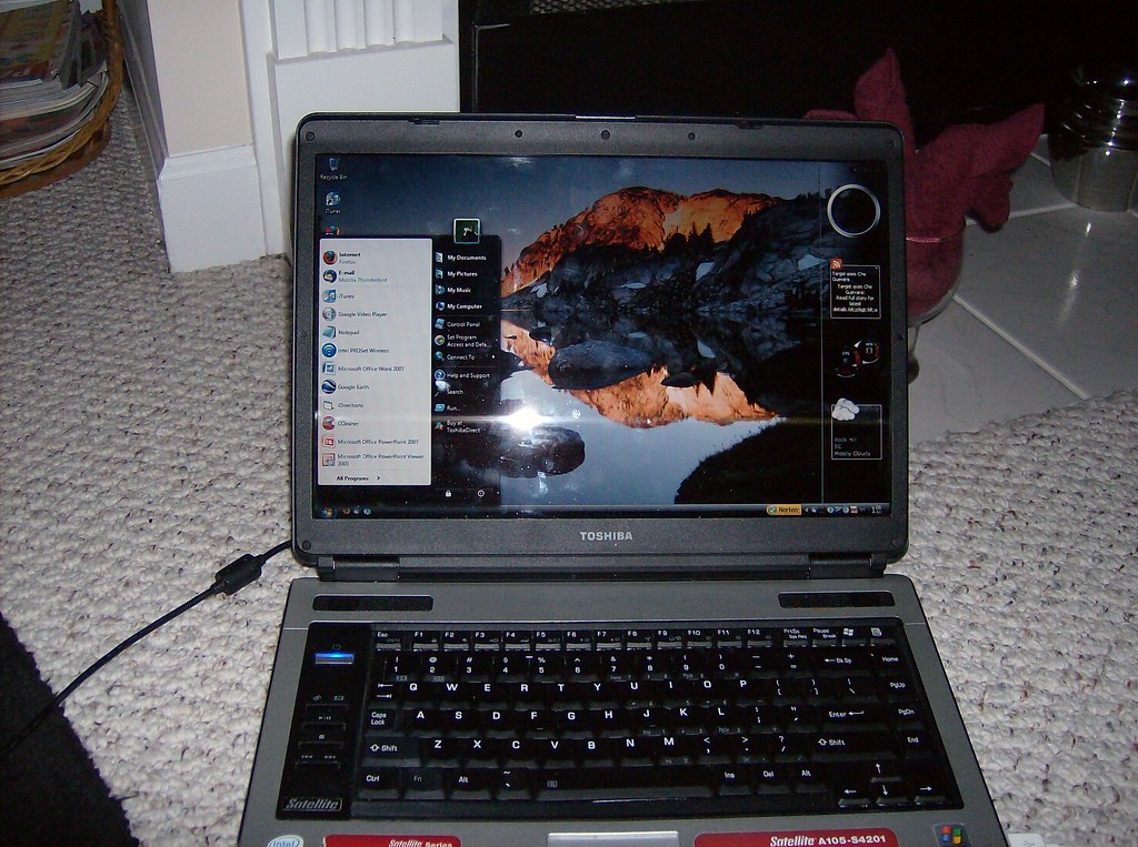 Toshiba Laptop A105-S271