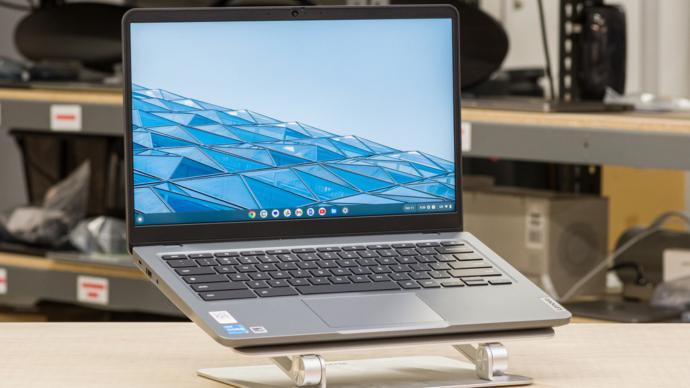 Lenovo IdeaPad Slim 3i Chromebook