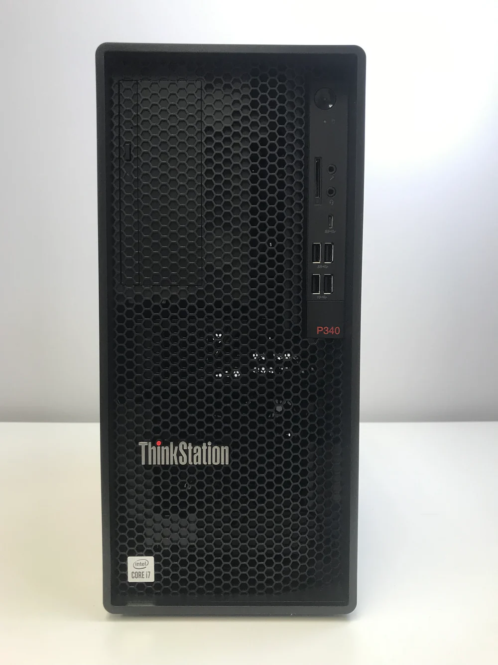 Lenovo ThinkStation P340