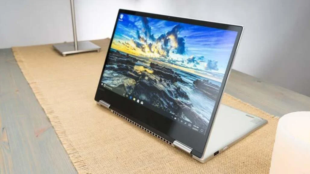 Lenovo Yoga 720