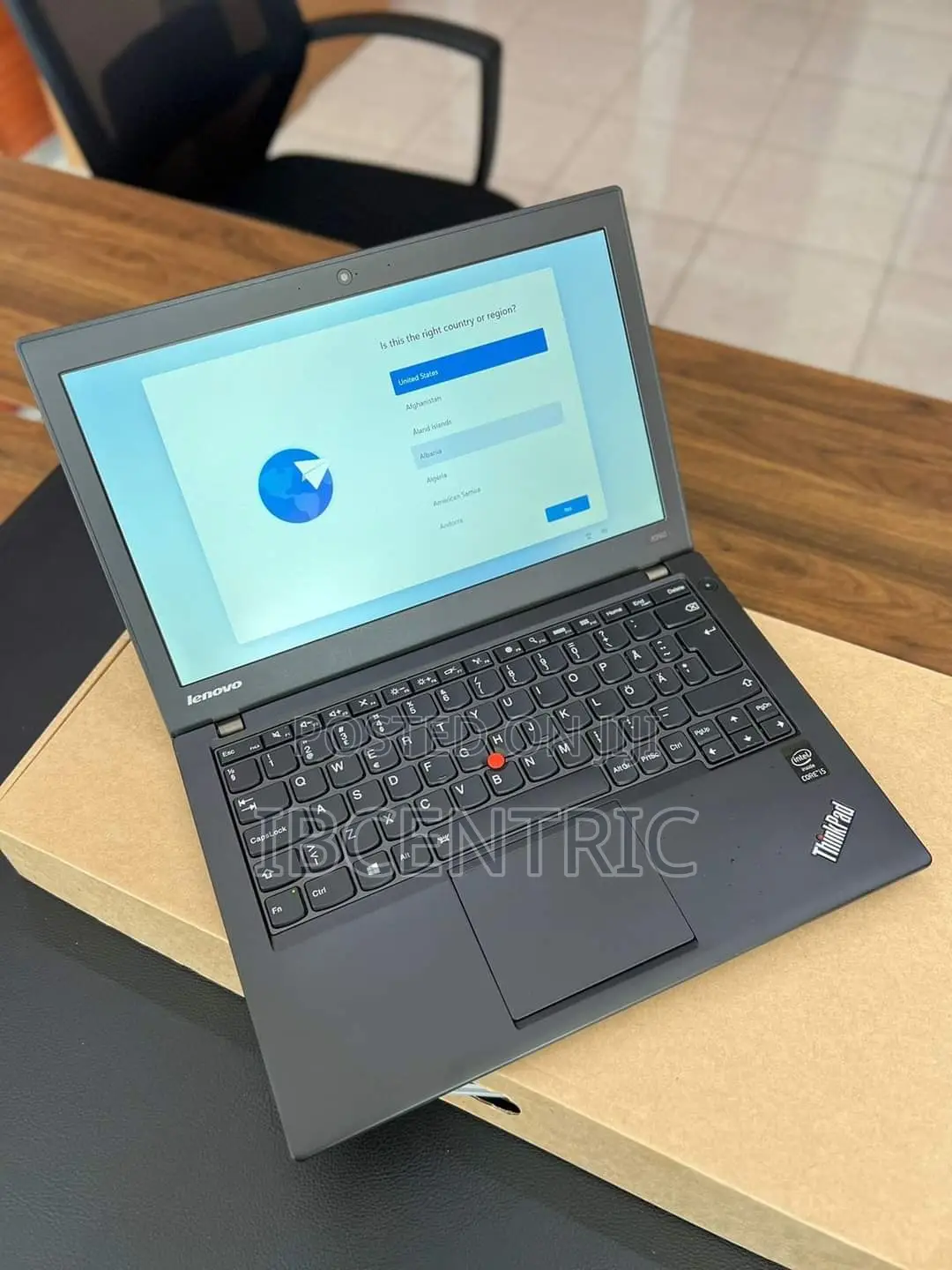 Lenovo ThinkPad X24