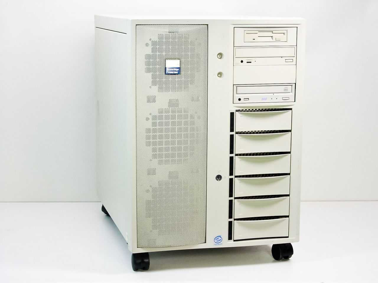 Dell PowerEdge Server 4200