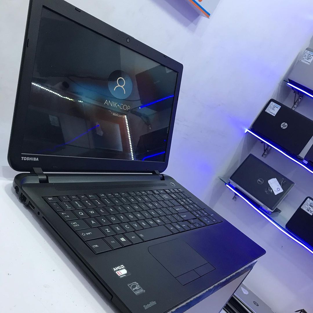 Toshiba Laptop A55-S3062
