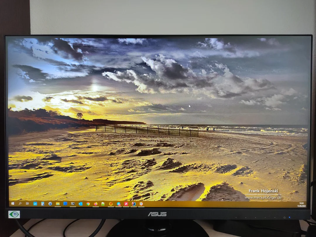 Asus monitors VA24DQ
